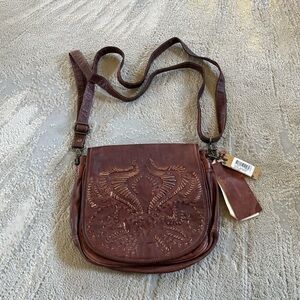 Old Trend Brown cognac leather crossbody bag tooled embossed Meadow Wind bag new